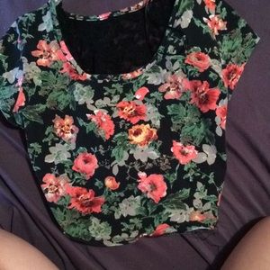 Flowers printed crop top